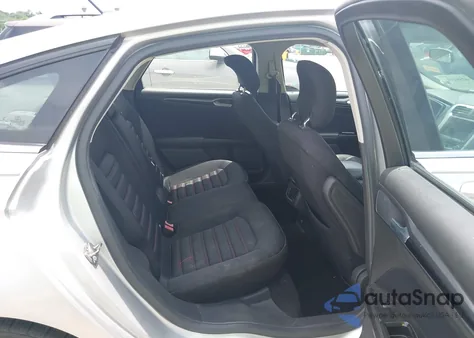 2014 Ford Fusion Se z USA, uszkodzony, nr VIN 1FA6P0HD1E5375764